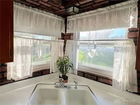 4212 Upper Valley Pike, Springfield, OH 45502 photo 39