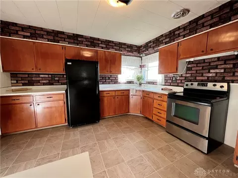 4212 Upper Valley Pike, Springfield, OH 45502 photo 26