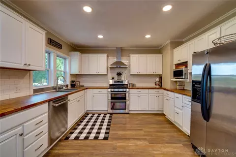 5650 Dayton Springfield Rd, Springfield, OH 45502 photo 16