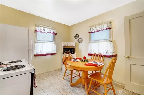 1406 Amherst Rd, Springfield, OH 45504 photo 11