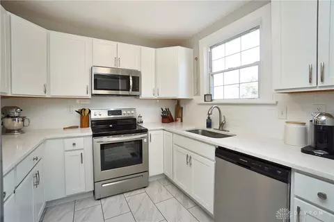 7416 Plainfield Rd, Cincinnati, OH 45236 photo 11