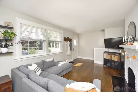 7416 Plainfield Rd, Cincinnati, OH 45236 photo 5
