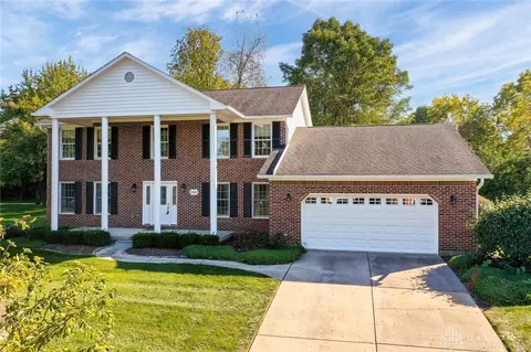 3899 Eagle Point Dr, Beavercreek, OH 45430 photo 1