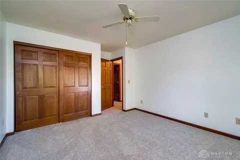 3899 Eagle Point Dr, Beavercreek, OH 45430 photo 32