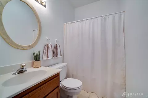 3899 Eagle Point Dr, Beavercreek, OH 45430 photo 20