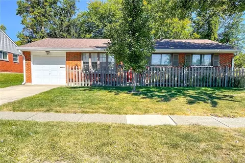 20 Graham Dr, Springboro, OH 45066 photo 1