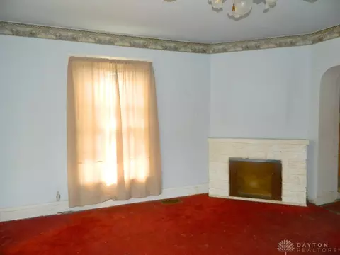 215 S Light St, Springfield, OH 45506 photo 7