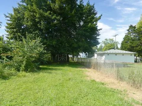 215 S Light St, Springfield, OH 45506 photo 5
