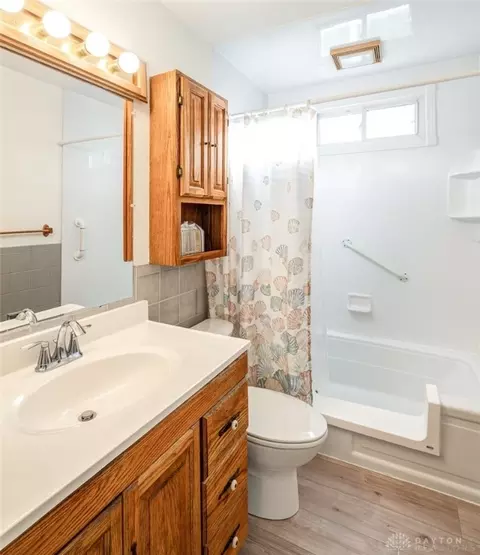2550 Barryknoll St, Kettering, OH 45420 photo 20