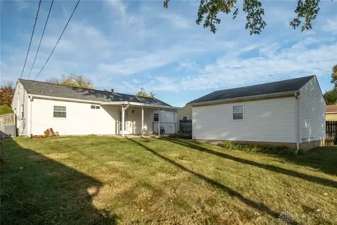 2550 Barryknoll St, Kettering, OH 45420 photo 5