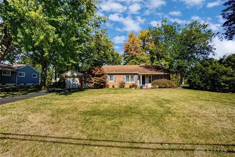 2058 Arrowood Pl, Cincinnati, OH 45231 photo 2