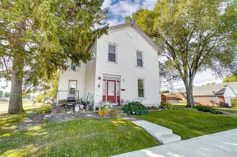 591 Chestnut St, Covington, OH 45318 photo 2