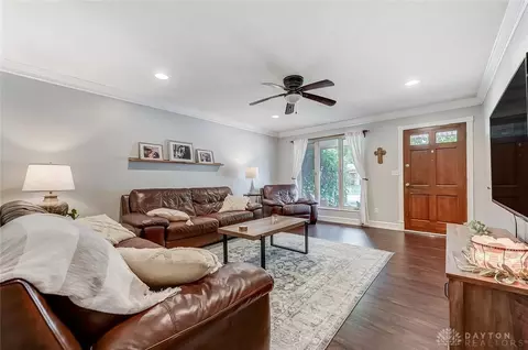 135 Maple Dr, Springboro, OH 45066 photo 6