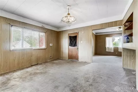 529 N Race St, Springfield, OH 45504 photo 7
