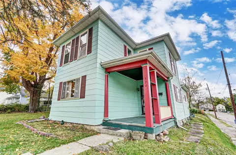 529 N Race St, Springfield, OH 45504 photo 3