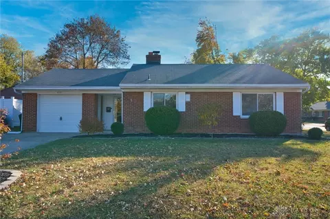 4016 Ackerman Blvd, Dayton, OH 45429 photo 2