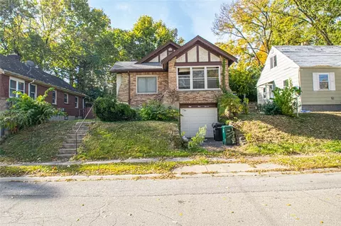 5111 Ebersole Ave, Cincinnati, OH 45227 photo 1