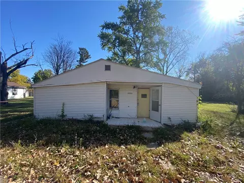 2682 York St, Springfield, OH 45505 photo 1