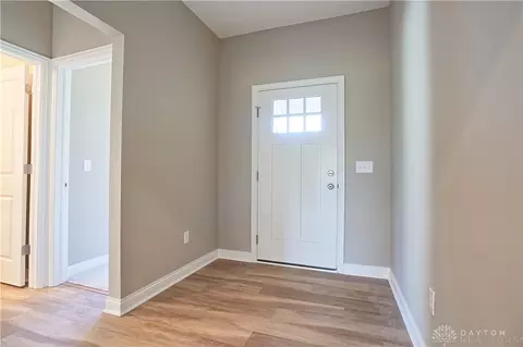 289 Hampton Trl, Springfield, OH 45502 photo 3