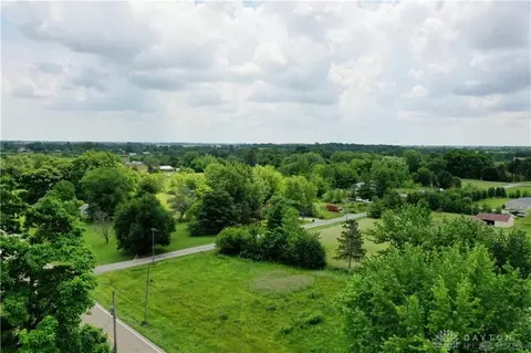5981 State Route 734, Jamestown Vlg, OH 45335