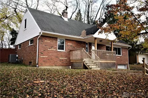 2140 Saint Paris Pike, Springfield, OH 45504 photo 3