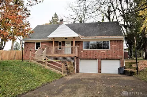 2140 Saint Paris Pike, Springfield, OH 45504 photo 1