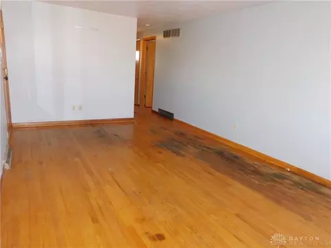 1121 Cheyenne Ave, Springfield, OH 45503 photo 5