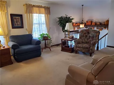 285 Bernard Dr, Monroe, OH 45050 photo 4