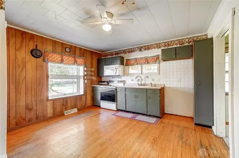 1494 W Possum Rd, Springfield, OH 45506 photo 7