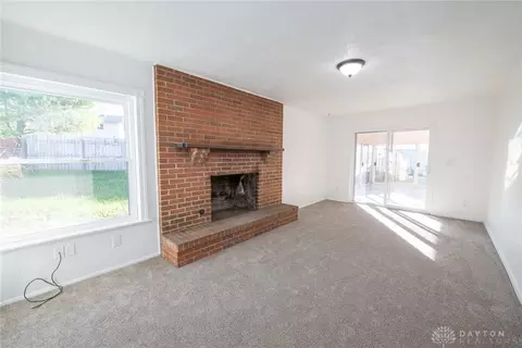 70 Walnut Pl, Springboro, OH 45066 photo 5