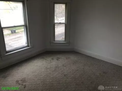 130 N Greenmount Ave, Springfield, OH 45503 photo 12