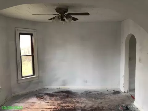 130 N Greenmount Ave, Springfield, OH 45503 photo 7