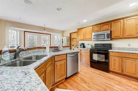 20 Steeplechase Dr, Springboro, OH 45066 photo 12