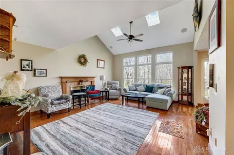 20 Steeplechase Dr, Springboro, OH 45066 photo 5