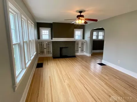 1938 Maiden Ln, Springfield, OH 45504 photo 2
