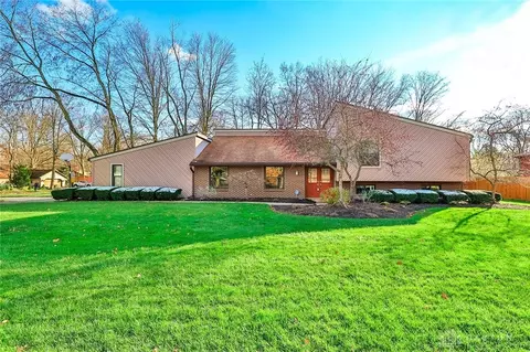9503 Quailwood Trl, Washington Township, OH 45458
