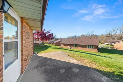 2913 Avery Cir, Springfield, OH 45503 photo 23