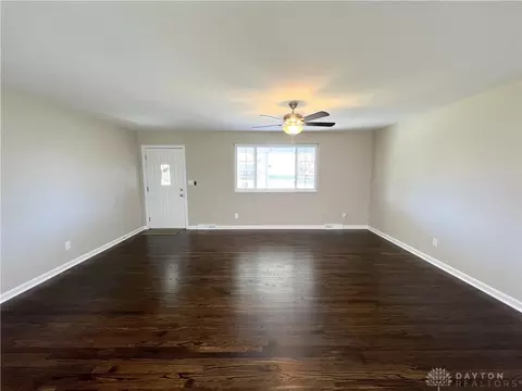9218 Kipton Dr, Franklin, OH 45005 photo 7