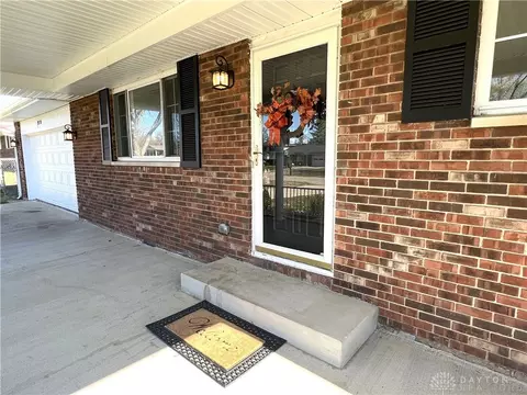 9218 Kipton Dr, Franklin, OH 45005 photo 2