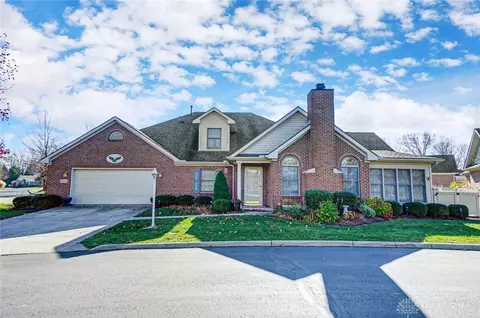 834 Foley Cir, Springfield, OH 45503 photo 1
