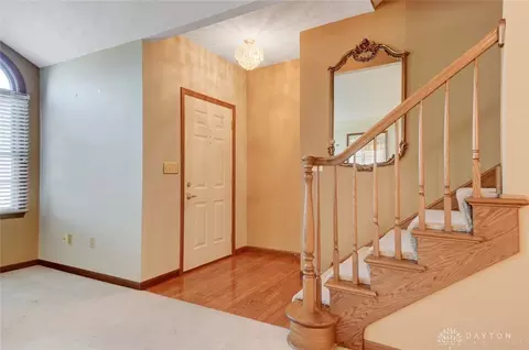 834 Foley Cir, Springfield, OH 45503 photo 8