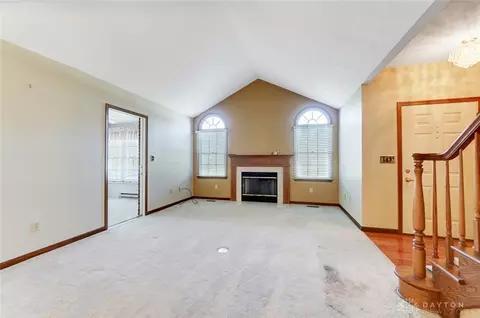 834 Foley Cir, Springfield, OH 45503 photo 6