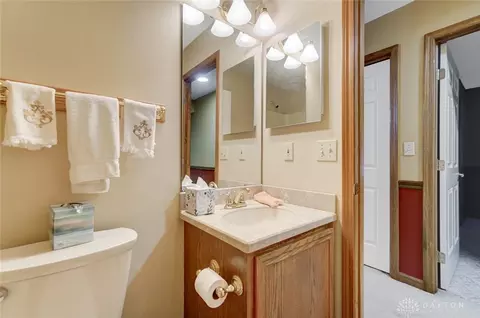 834 Foley Cir, Springfield, OH 45503 photo 44