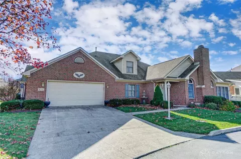 834 Foley Cir, Springfield, OH 45503 photo 2