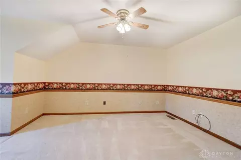 834 Foley Cir, Springfield, OH 45503 photo 40