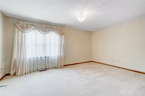 834 Foley Cir, Springfield, OH 45503 photo 37