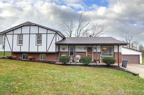 9843 Williams Dr, Franklin, OH 45005