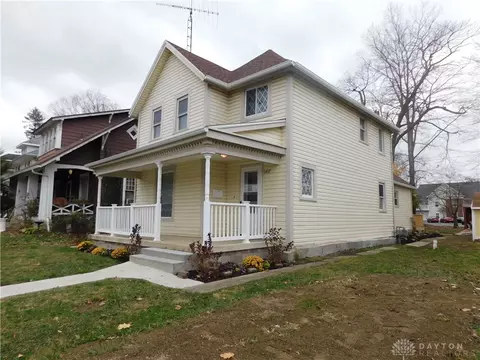 1417 S Center Blvd, Springfield, OH 45506 photo 3