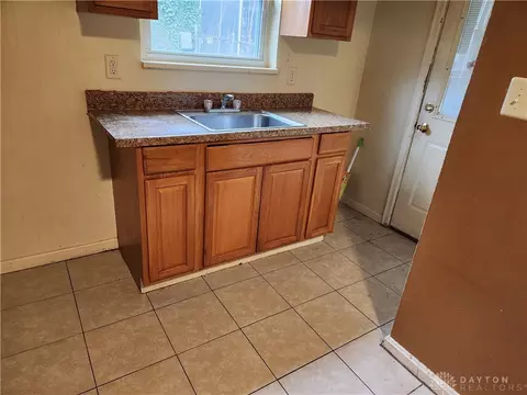 1316 Canfield Ave, Dayton, OH 45406 photo 7