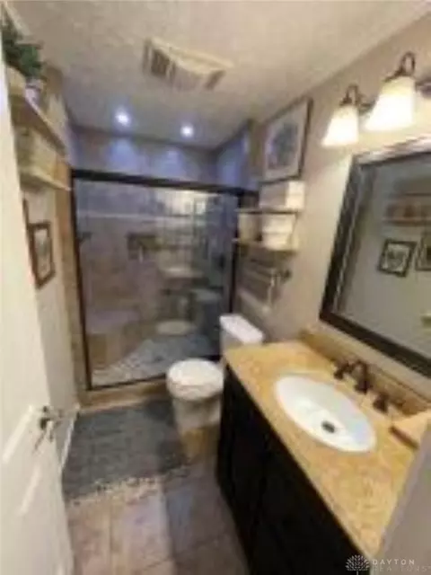 550 Tuttle Rd, Springfield, OH 45503 photo 20